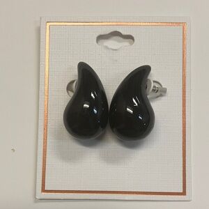 Black Teardrop Earrings